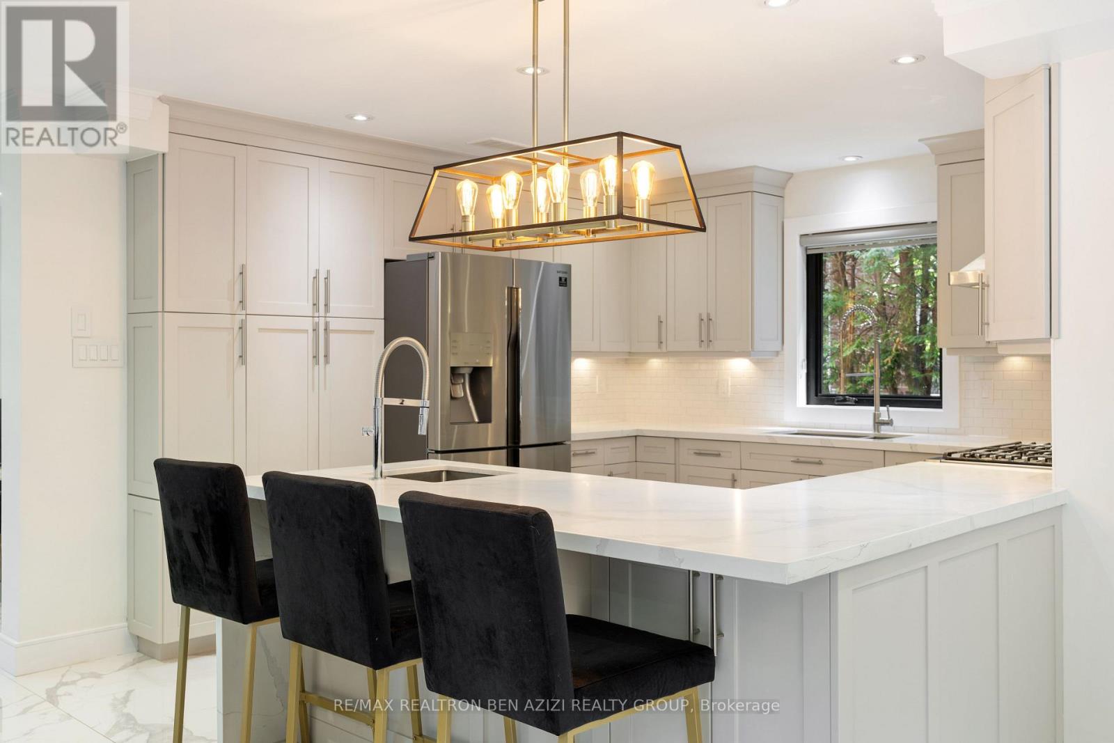 78 Charing Crescent, Aurora, Ontario  L4G 6P5 - Photo 13 - N12843686