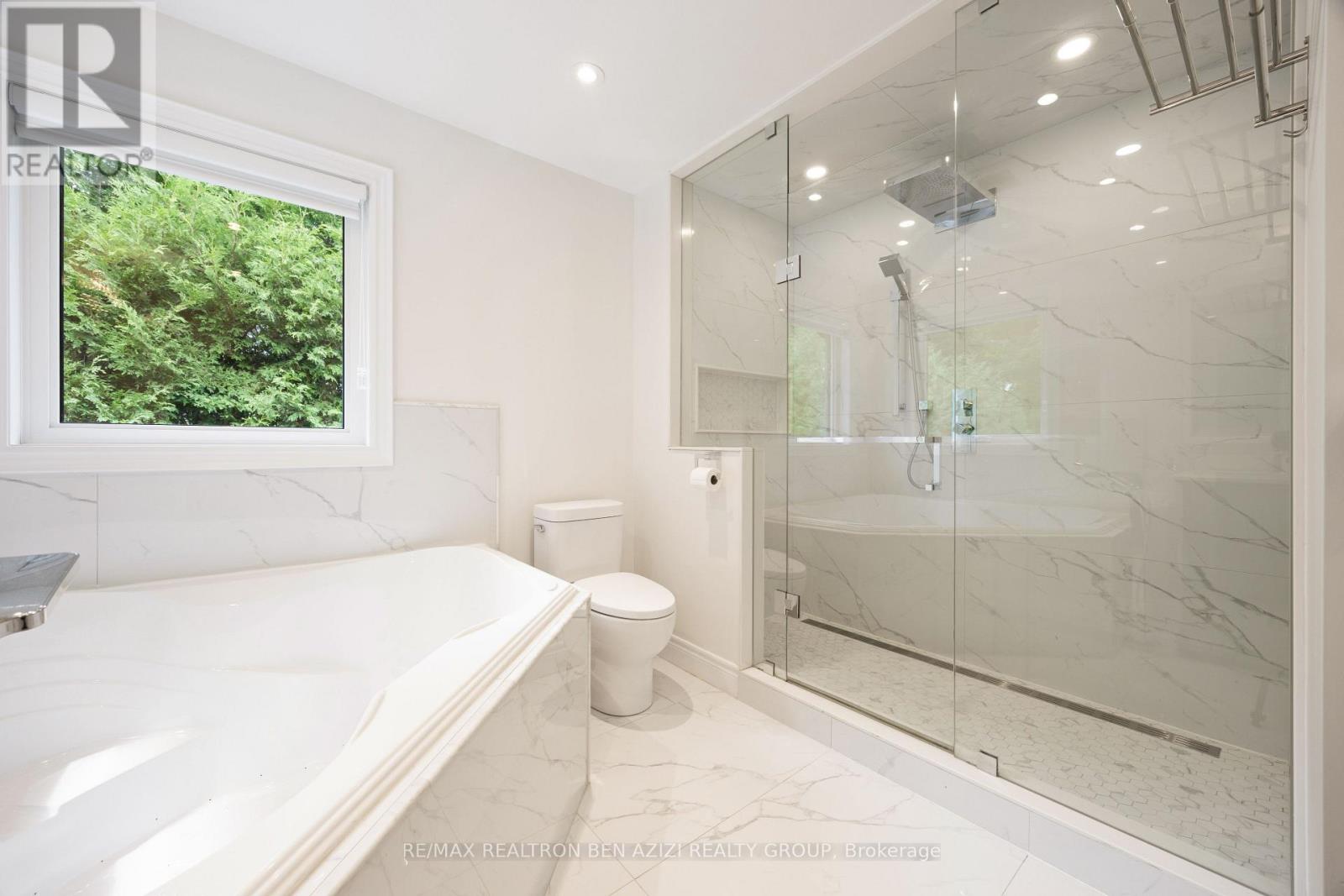 78 Charing Crescent, Aurora, Ontario  L4G 6P5 - Photo 24 - N12843686