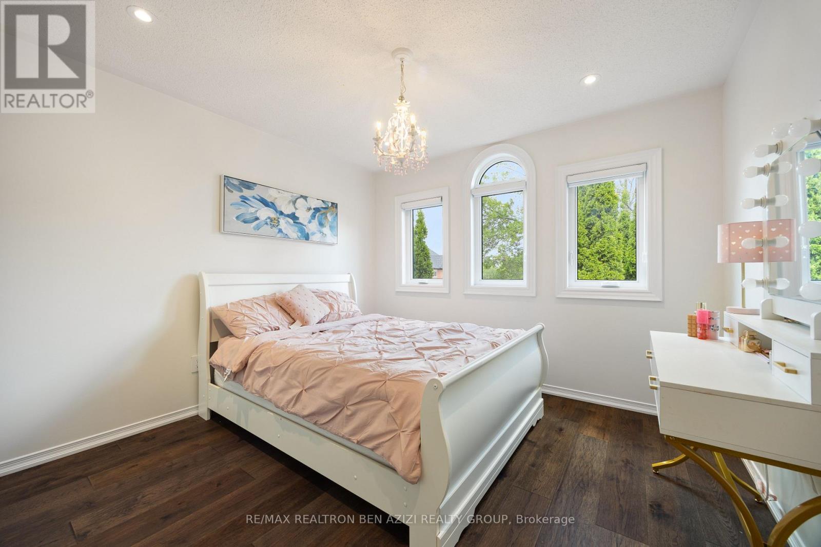 78 Charing Crescent, Aurora, Ontario  L4G 6P5 - Photo 27 - N12843686