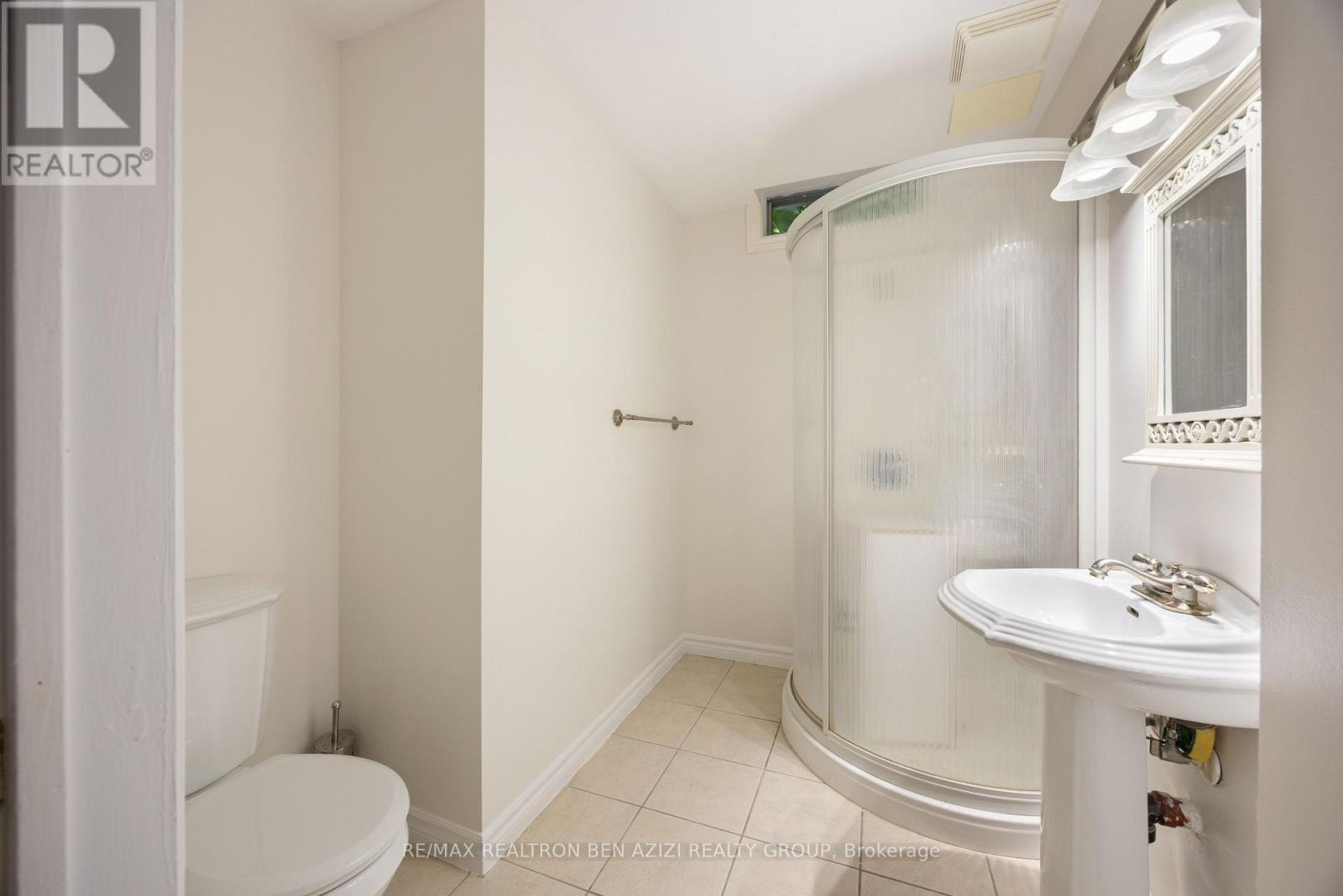 78 Charing Crescent, Aurora, Ontario  L4G 6P5 - Photo 38 - N12843686