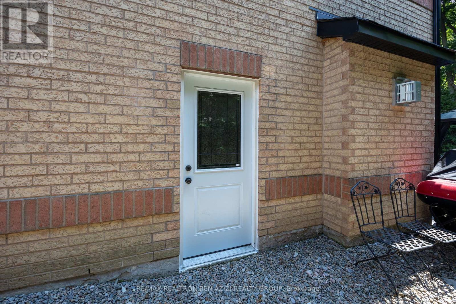 78 Charing Crescent, Aurora, Ontario  L4G 6P5 - Photo 39 - N12843686