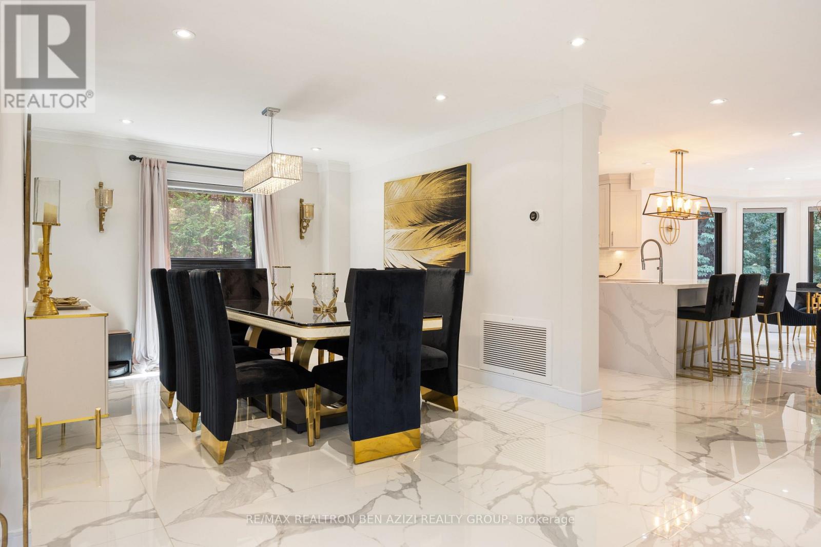 78 Charing Crescent, Aurora, Ontario  L4G 6P5 - Photo 7 - N12843686