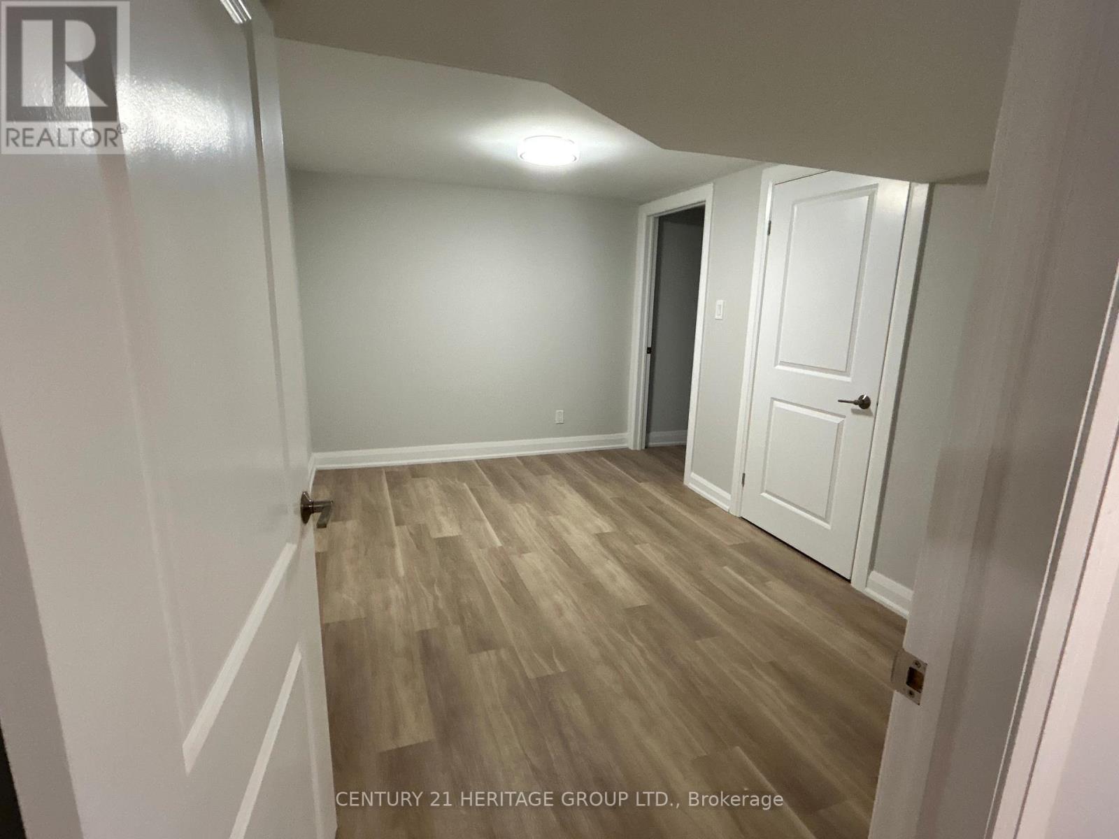 Bsmt A - 43 Birch Avenue, Richmond Hill (South Richvale), Ontario  L4C 6C4 - Photo 9 - N12843702