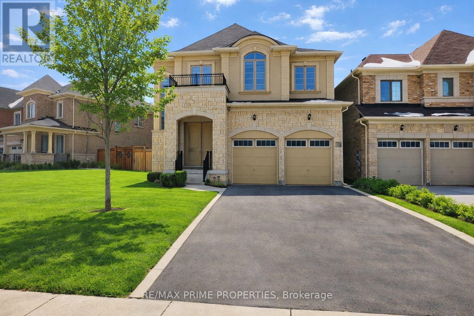 853 HARRY DOUGLAS STREET, Newmarket, Ontario