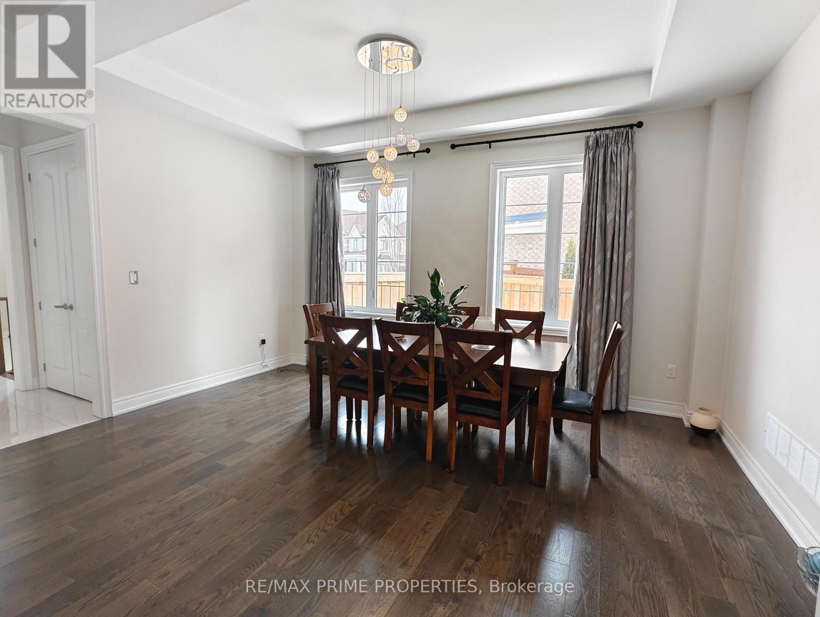 853 Harry Douglas Street, Newmarket, Ontario  L3X 0K3 - Photo 5 - N12843716