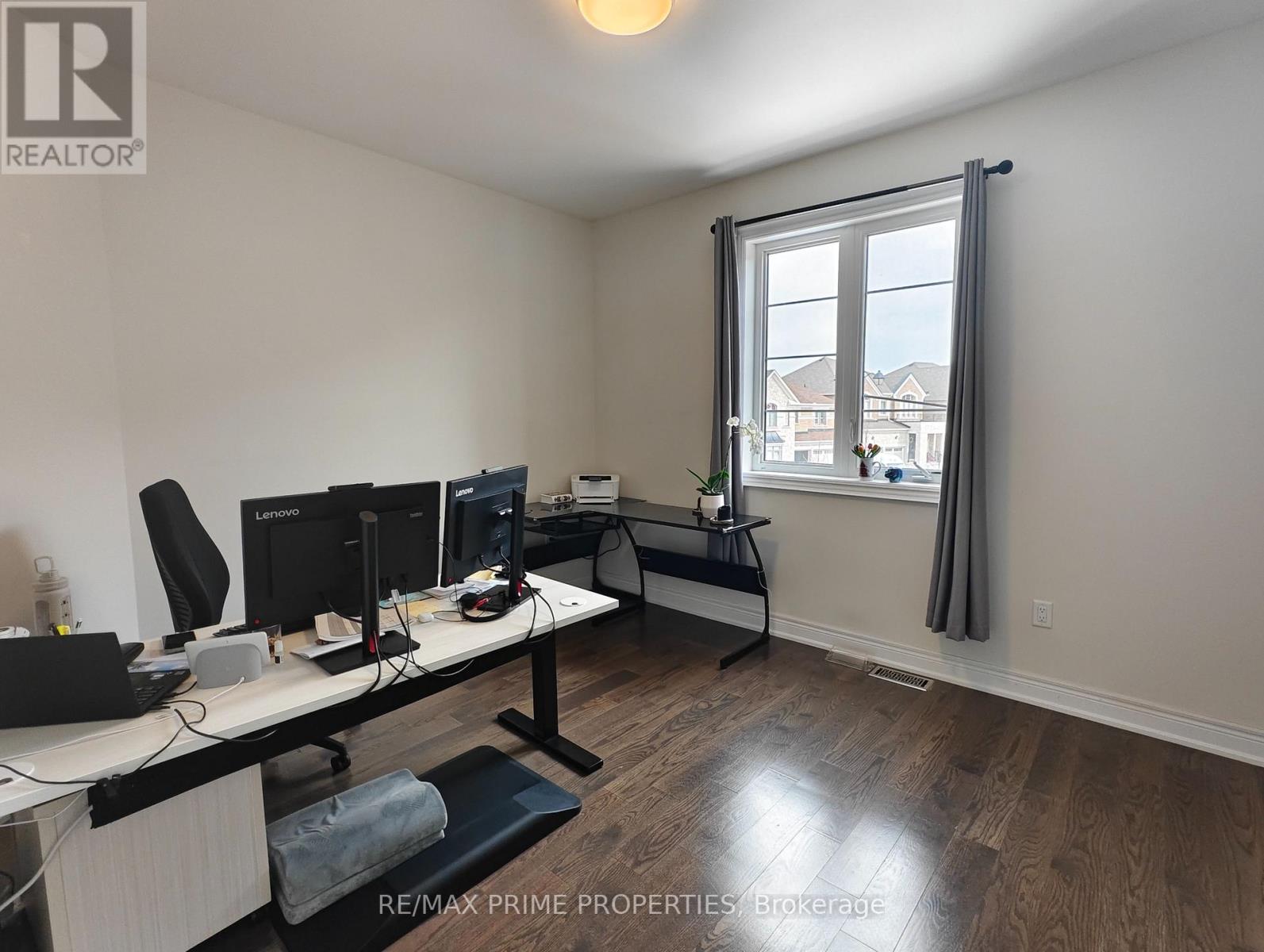 853 Harry Douglas Street, Newmarket, Ontario  L3X 0K3 - Photo 8 - N12843716