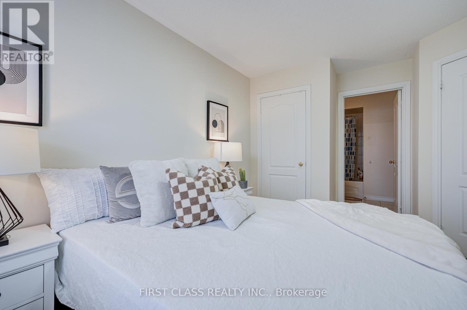 10501 Woodbine Avenue, Markham, Ontario  L6C 0K4 - Photo 35 - N12843738