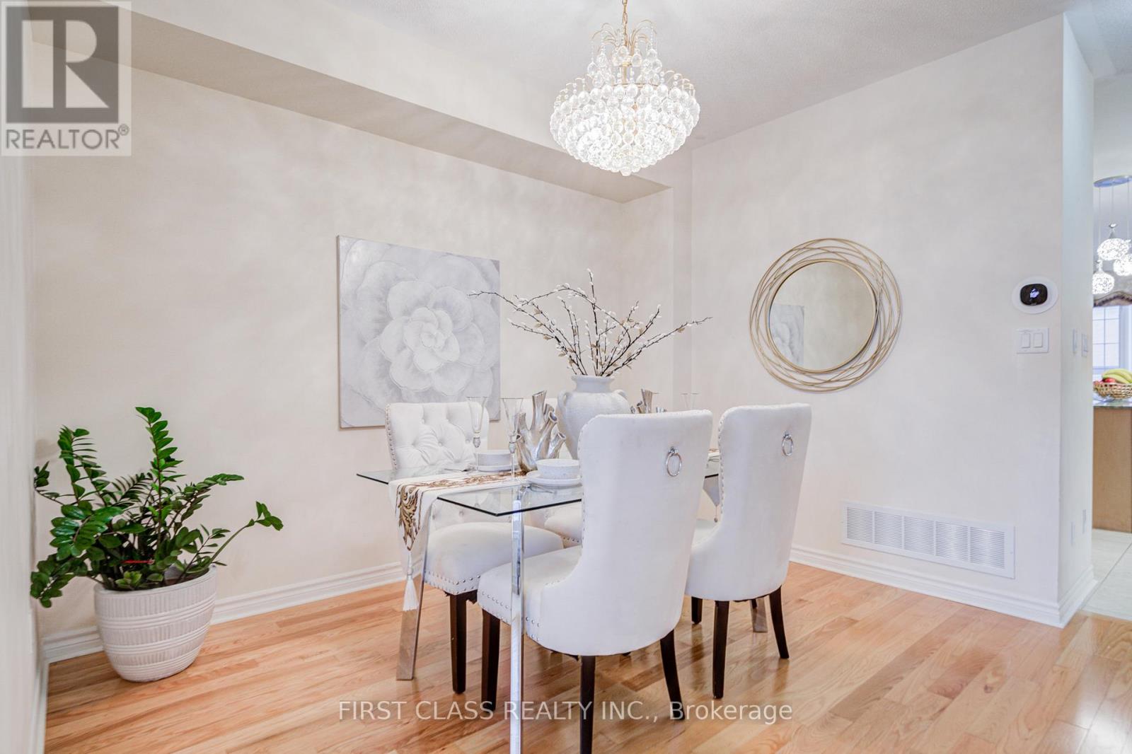 10501 Woodbine Avenue, Markham, Ontario  L6C 0K4 - Photo 6 - N12843738