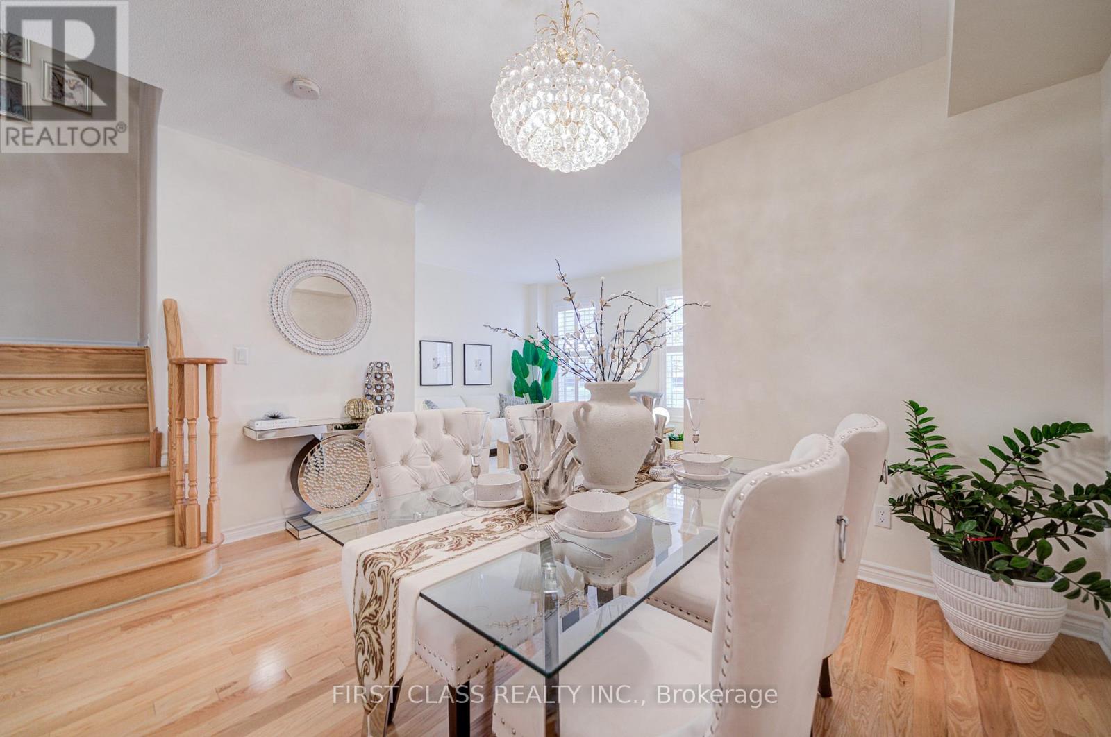 10501 Woodbine Avenue, Markham, Ontario  L6C 0K4 - Photo 7 - N12843738