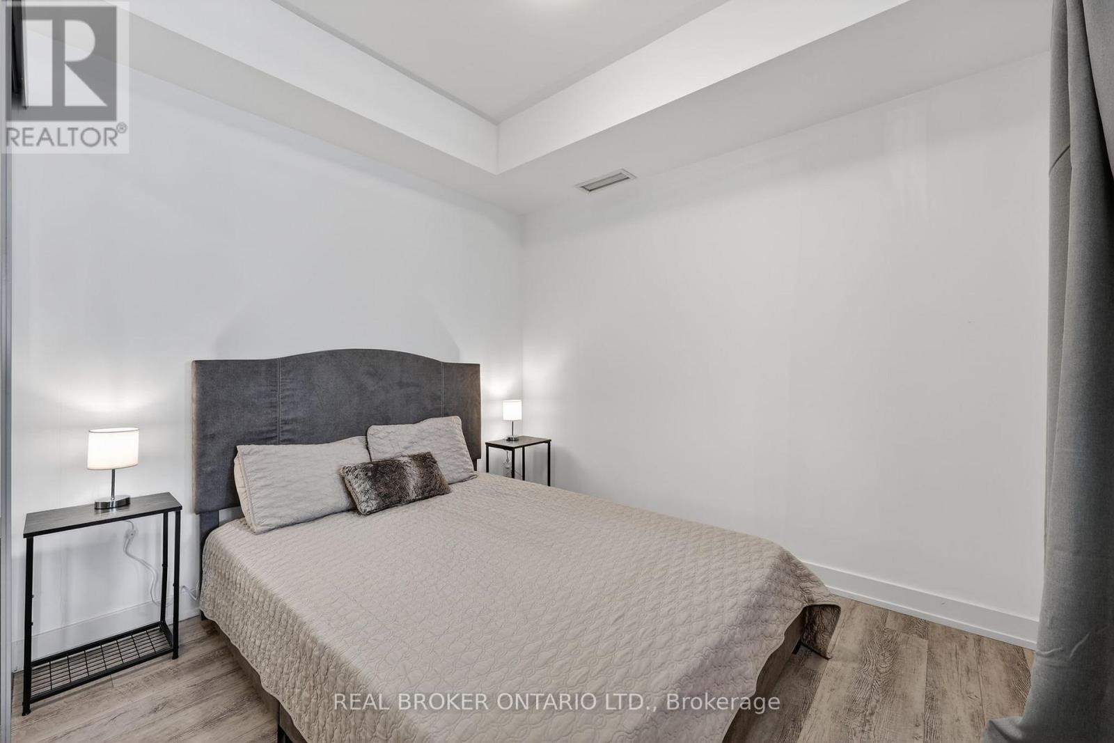 D233 - 333 Sea Ray Avenue, Innisfil, Ontario  L9S 0J4 - Photo 7 - N12843758