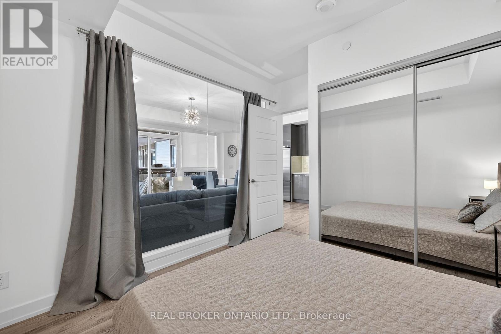 D233 - 333 Sea Ray Avenue, Innisfil, Ontario  L9S 0J4 - Photo 8 - N12843758