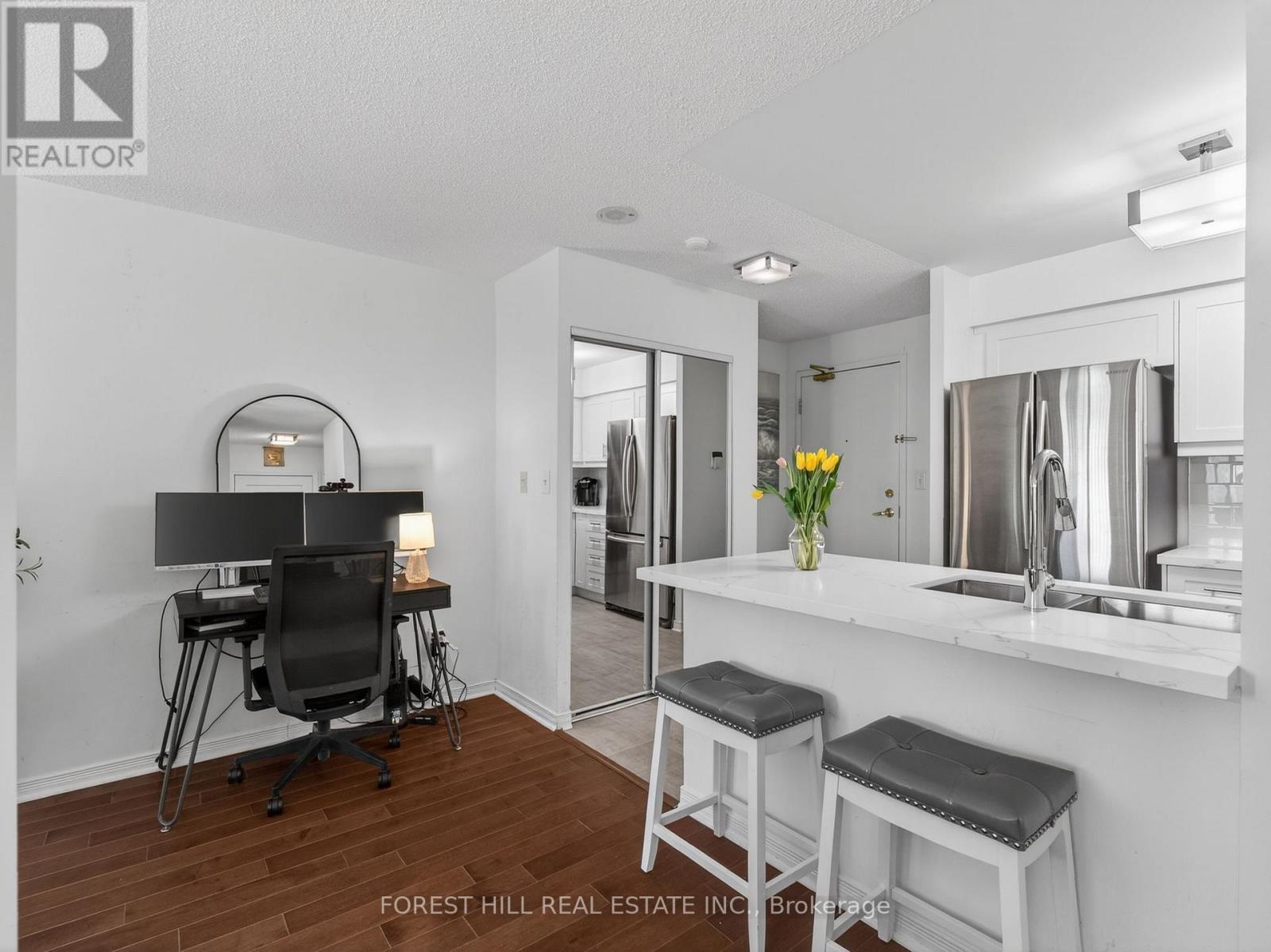 409 - 39 Oneida Crescent, Richmond Hill, Ontario  L4G 0S2 - Photo 10 - N12843846