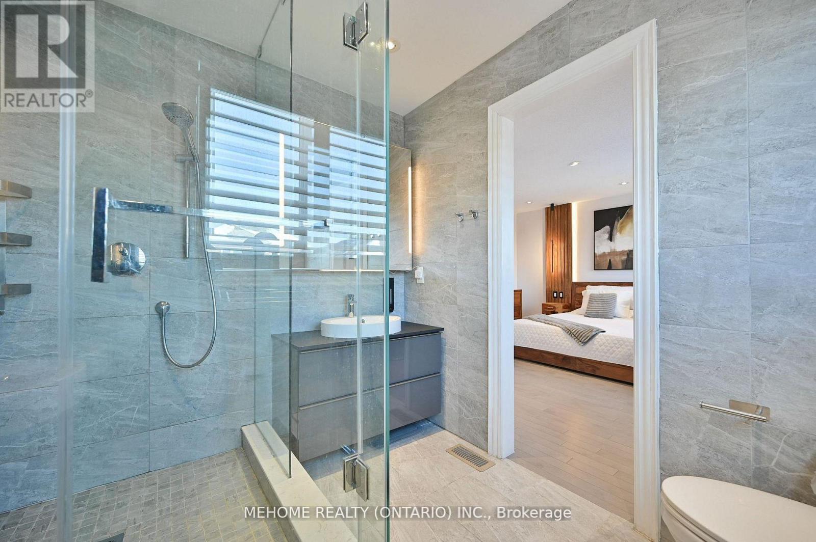 94 Manorheights Street, Richmond Hill, Ontario  L4S 2H5 - Photo 23 - N12843954