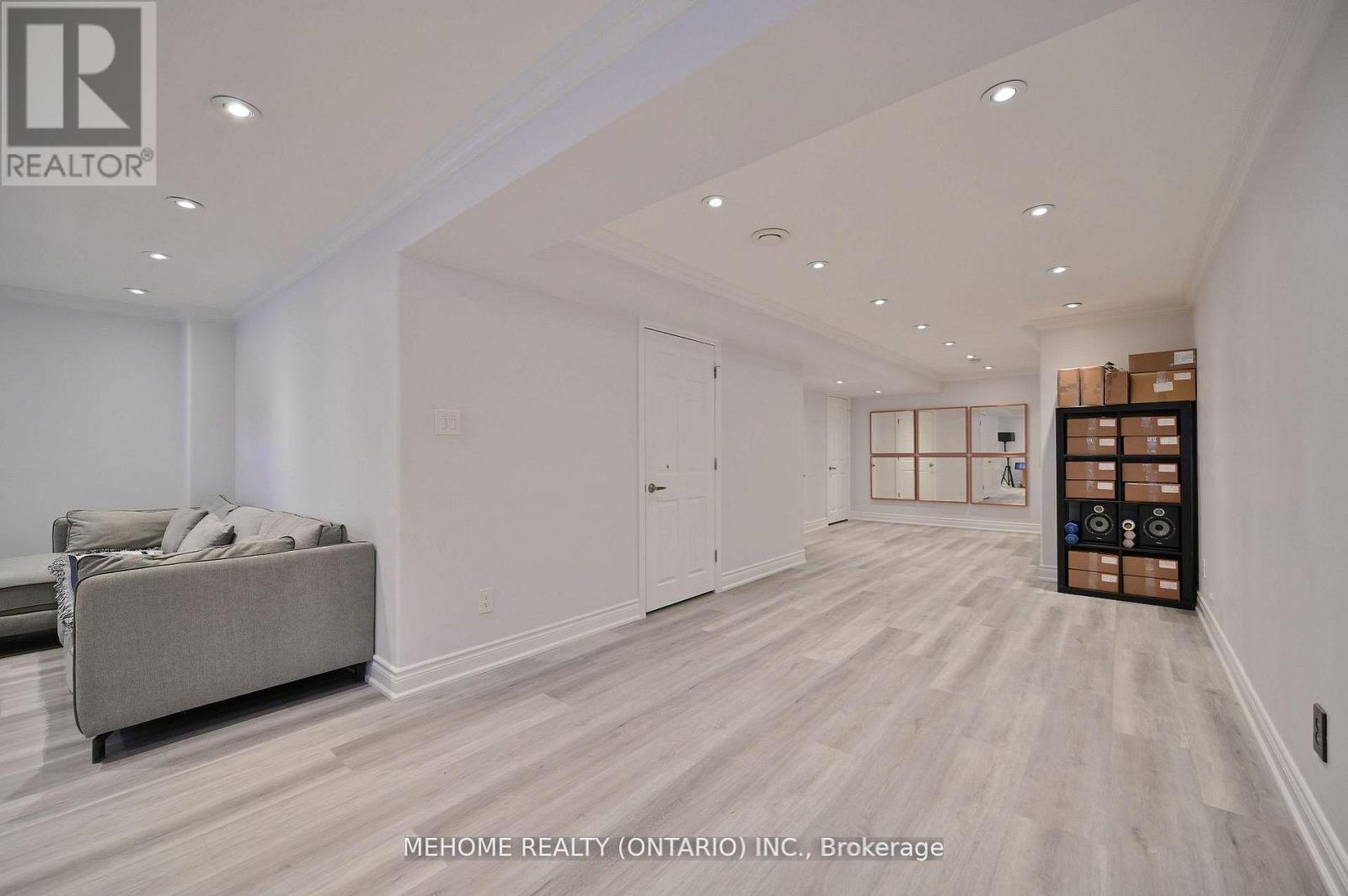 94 Manorheights Street, Richmond Hill, Ontario  L4S 2H5 - Photo 30 - N12843954