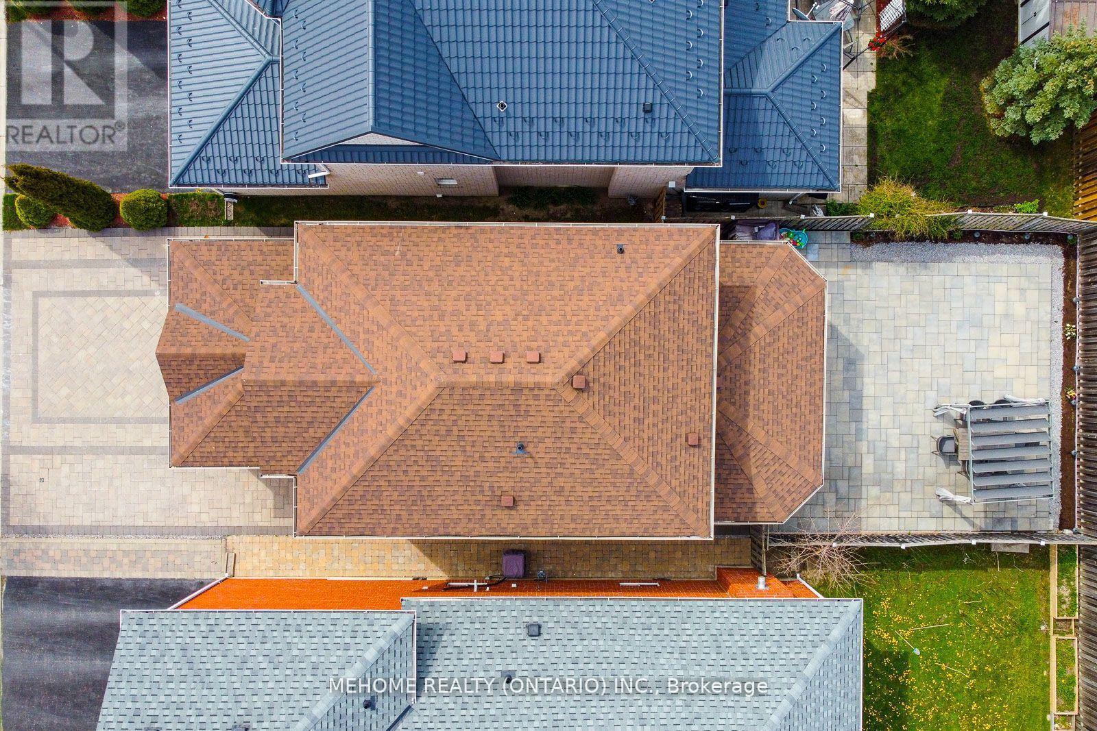 94 Manorheights Street, Richmond Hill, Ontario  L4S 2H5 - Photo 36 - N12843954