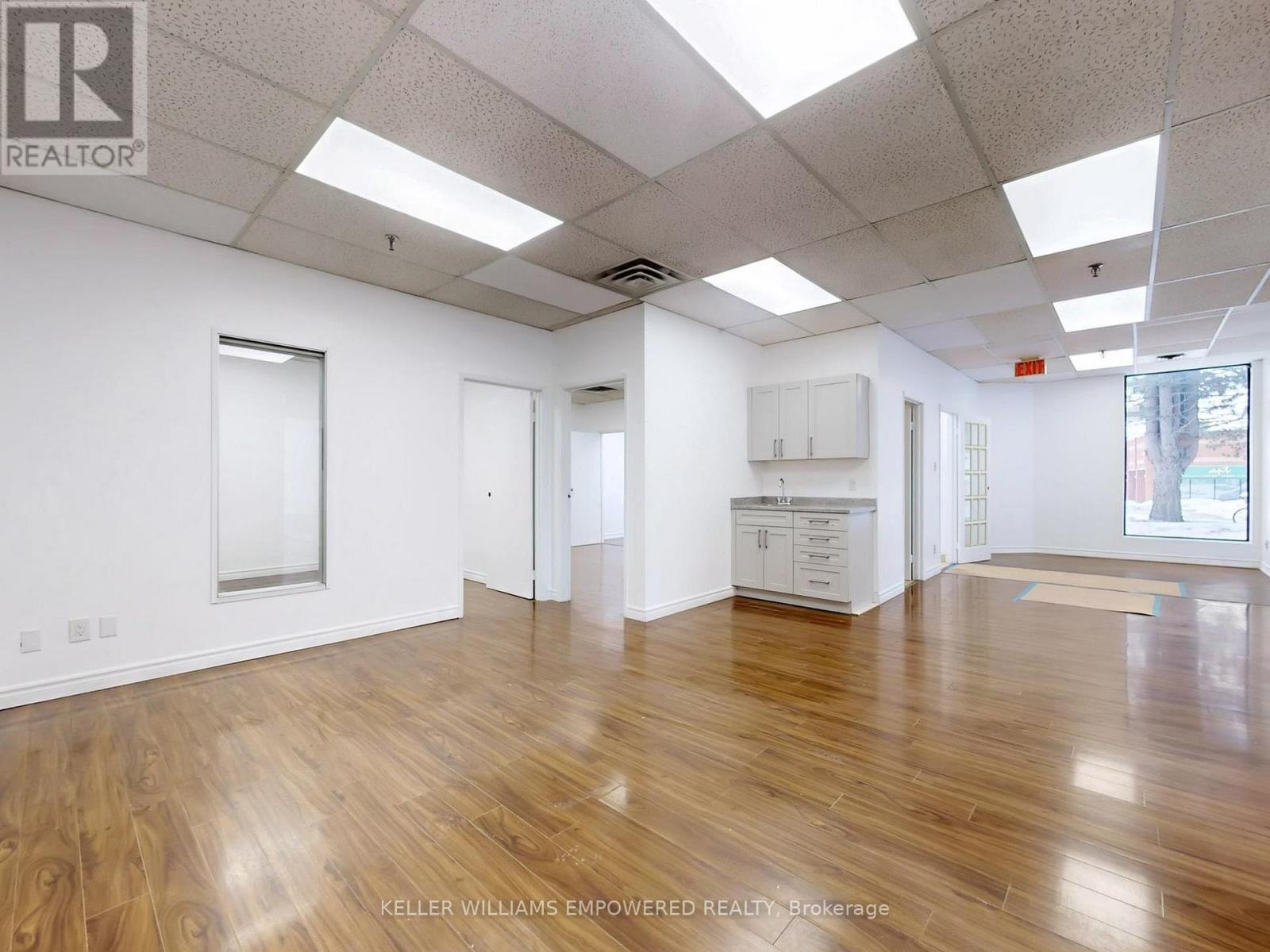 17 - 80 West Beaver Creek Road, Richmond Hill, Ontario  L4B 1H3 - Photo 4 - N12843956