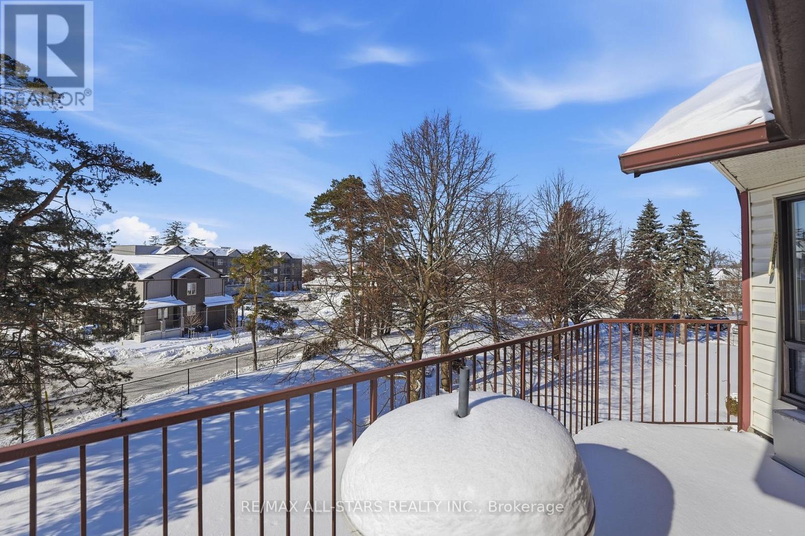 301 - 111 Grew Boulevard, Georgina, Ontario  L0E 1L0 - Photo 27 - N12844036