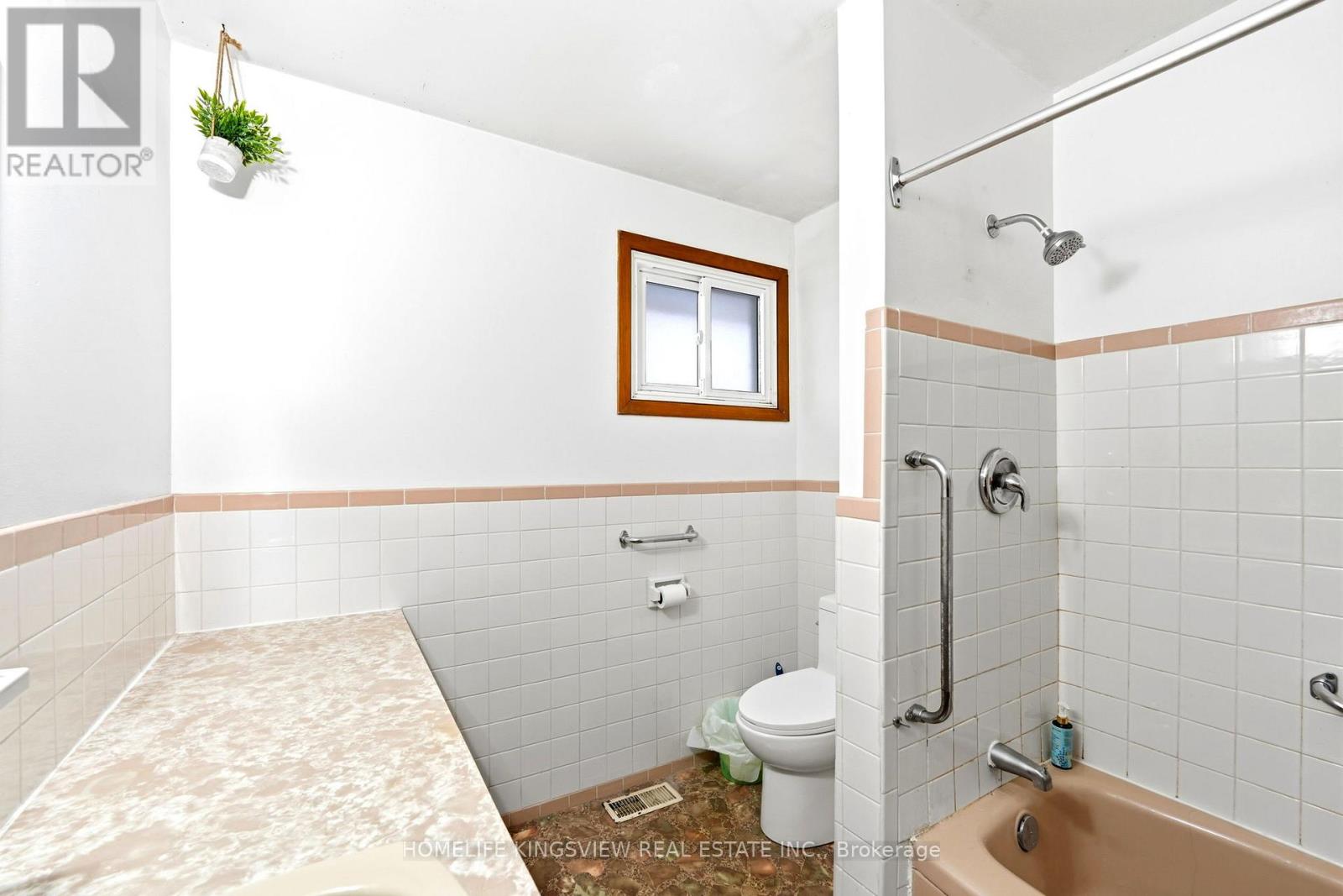 656 Athol Street E, Oshawa, Ontario  L1H 1M3 - Photo 24 - E12840684