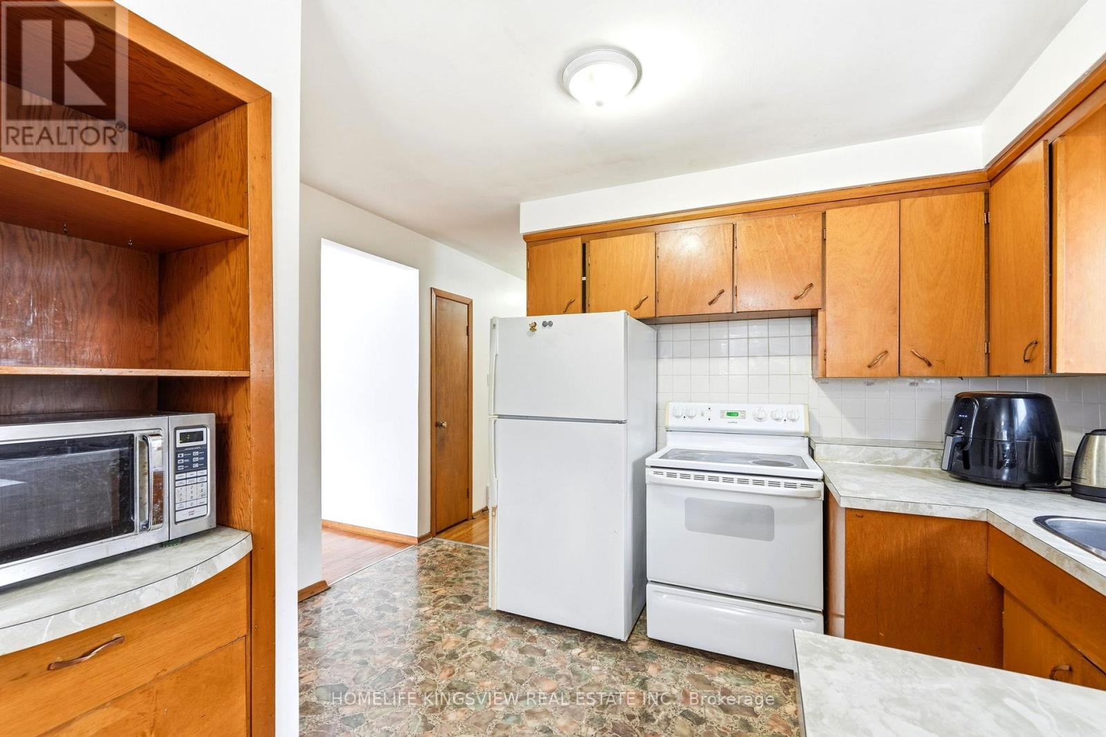 656 Athol Street E, Oshawa, Ontario  L1H 1M3 - Photo 8 - E12840684