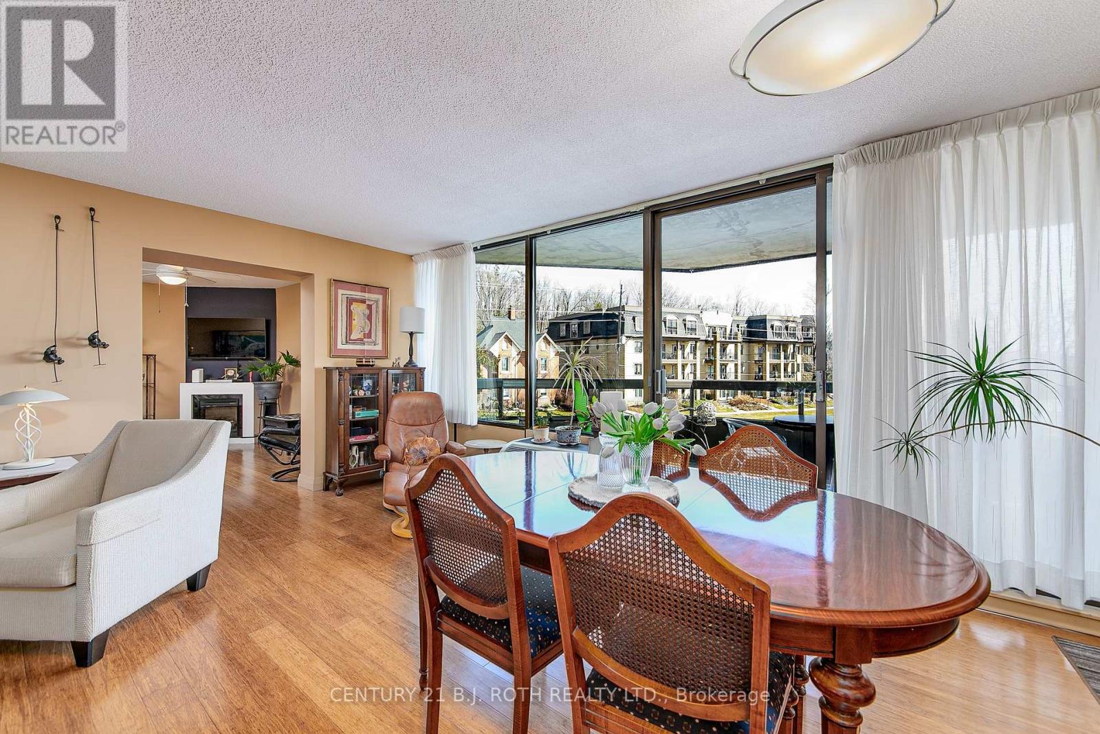 301 - 181 Collier Street, Barrie, Ontario  L4M 5L6 - Photo 13 - S12843760