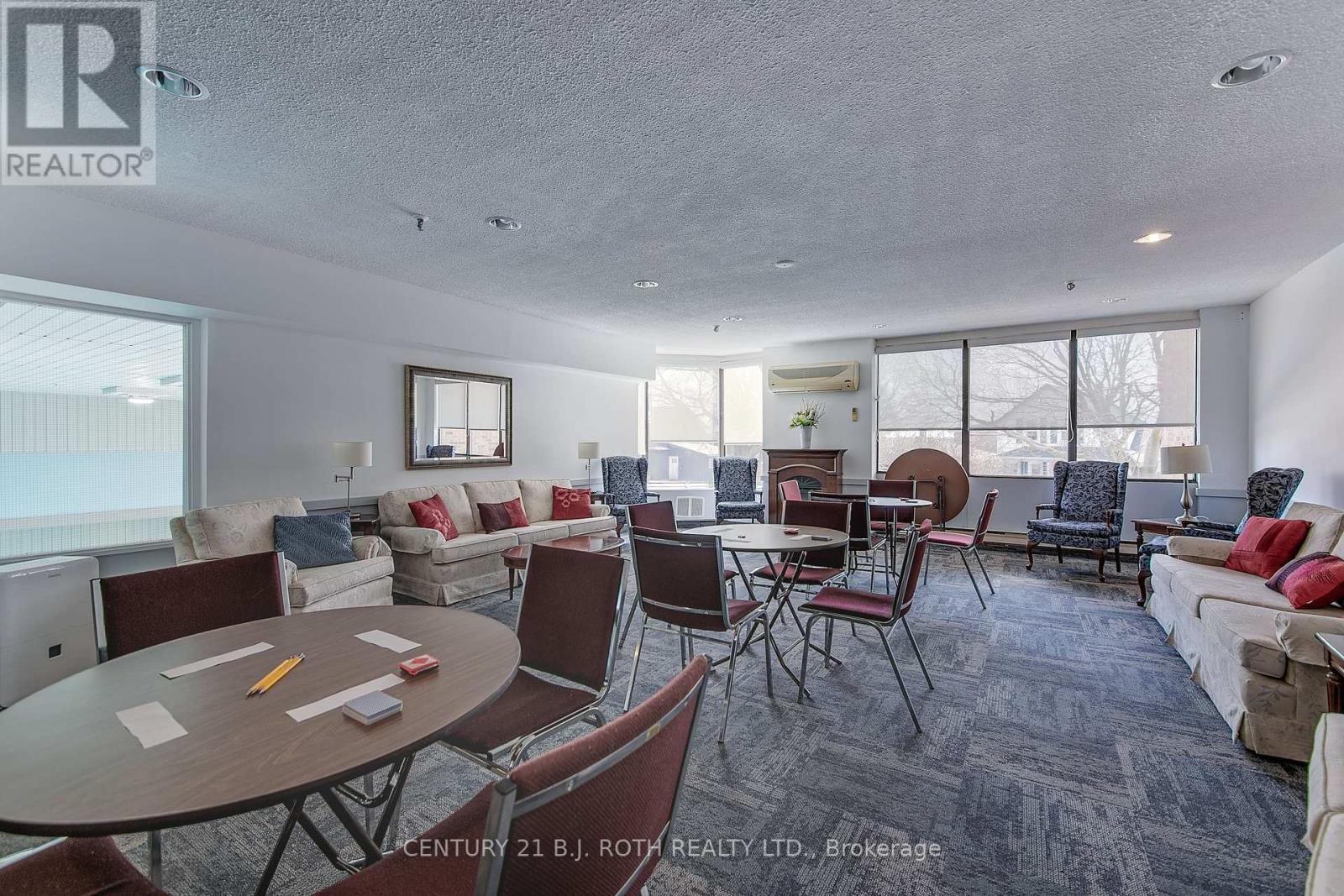 301 - 181 Collier Street, Barrie, Ontario  L4M 5L6 - Photo 38 - S12843760