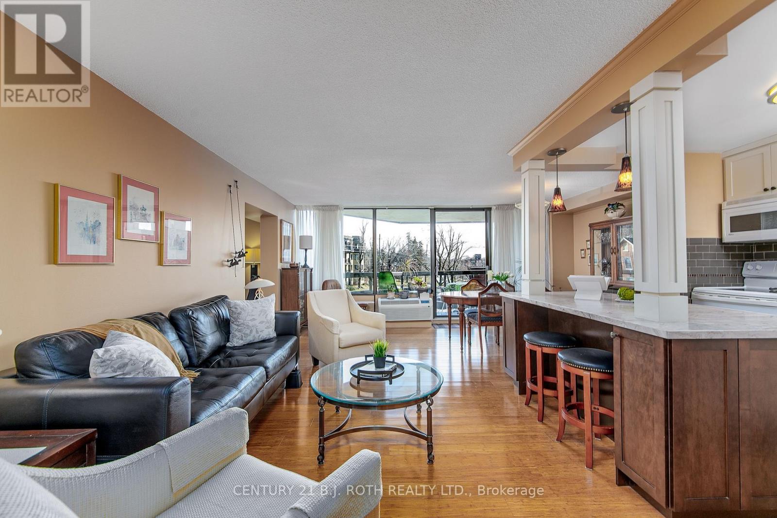 301 - 181 Collier Street, Barrie, Ontario  L4M 5L6 - Photo 5 - S12843760