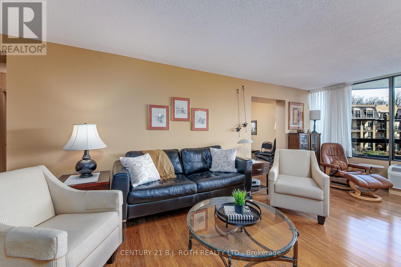 301 - 181 Collier Street, Barrie, Ontario  L4M 5L6 - Photo 7 - S12843760