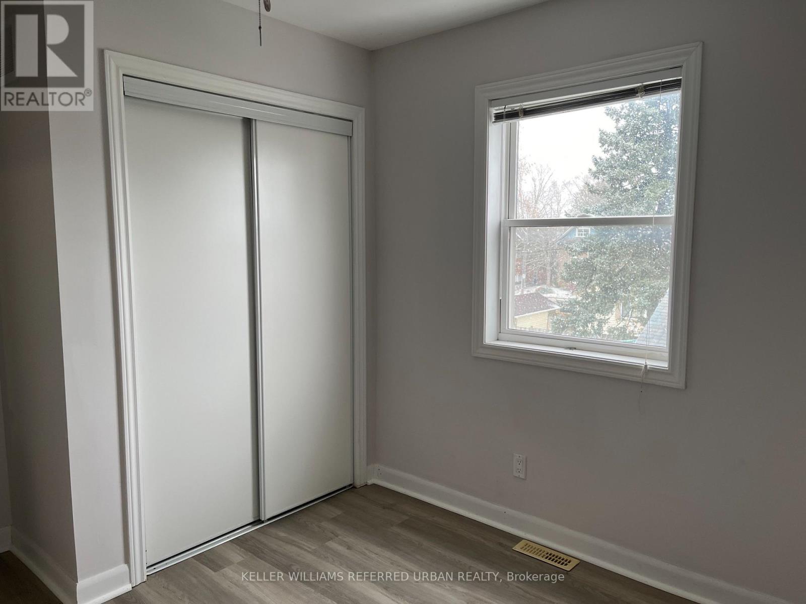 46 Sanford Street, Barrie, Ontario  L4N 3C4 - Photo 13 - S12843798