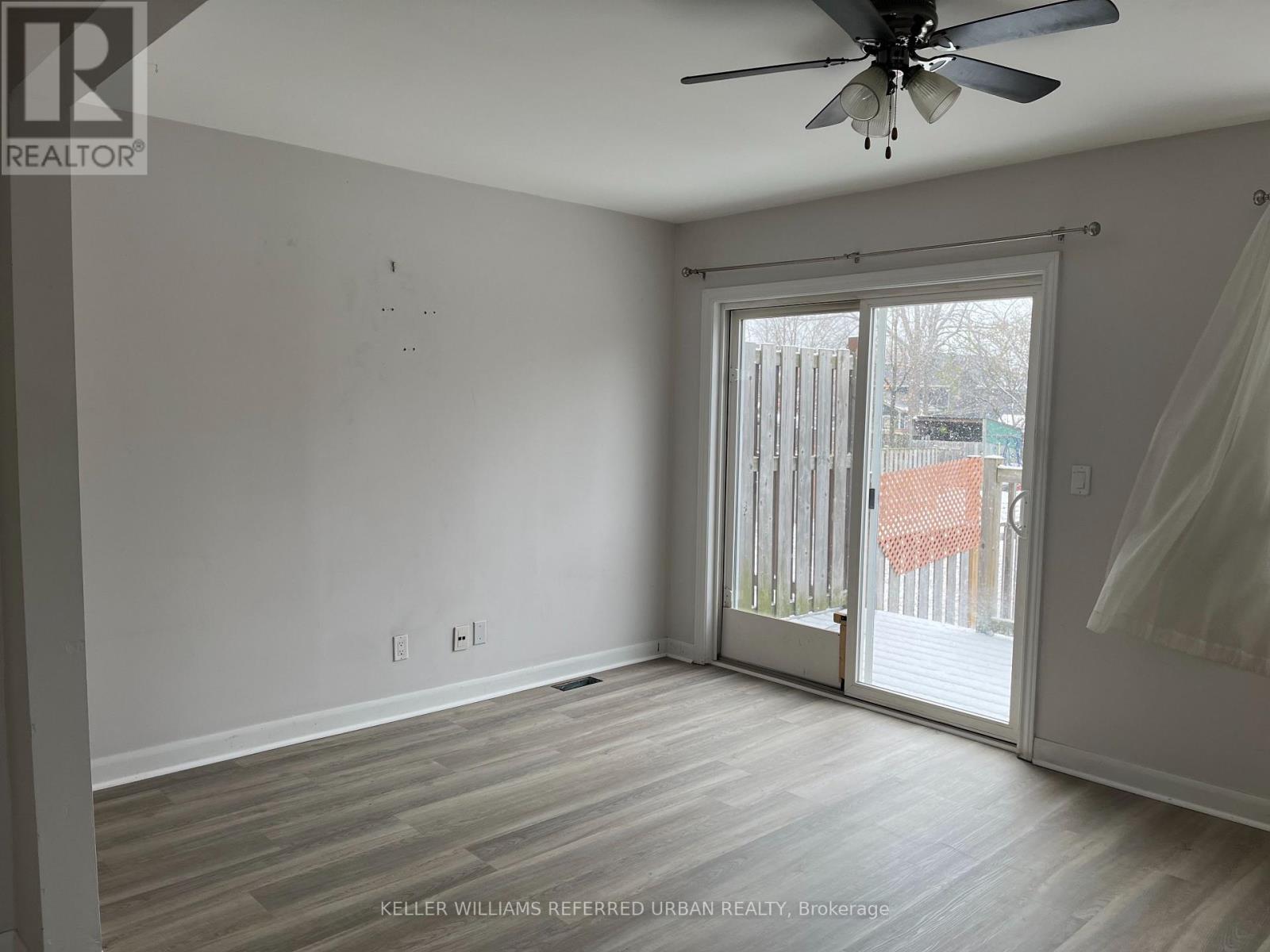 46 Sanford Street, Barrie, Ontario  L4N 3C4 - Photo 6 - S12843798