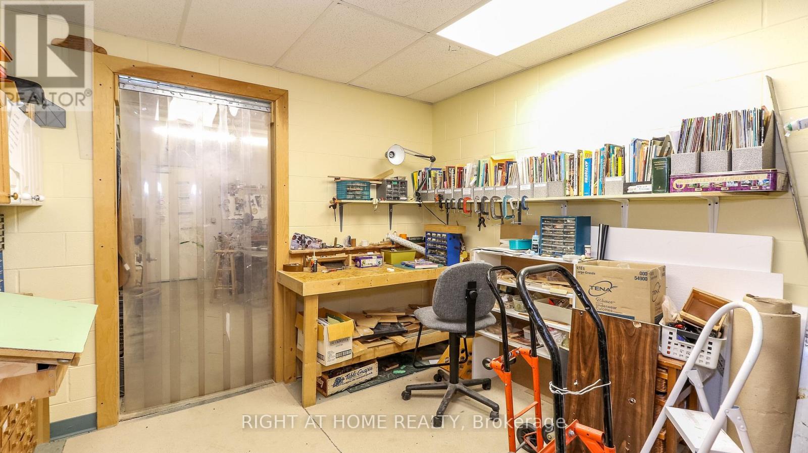 412 - 94 Dean Avenue, Barrie (Painswick South), Ontario  L4N 0M3 - Photo 10 - S12843978