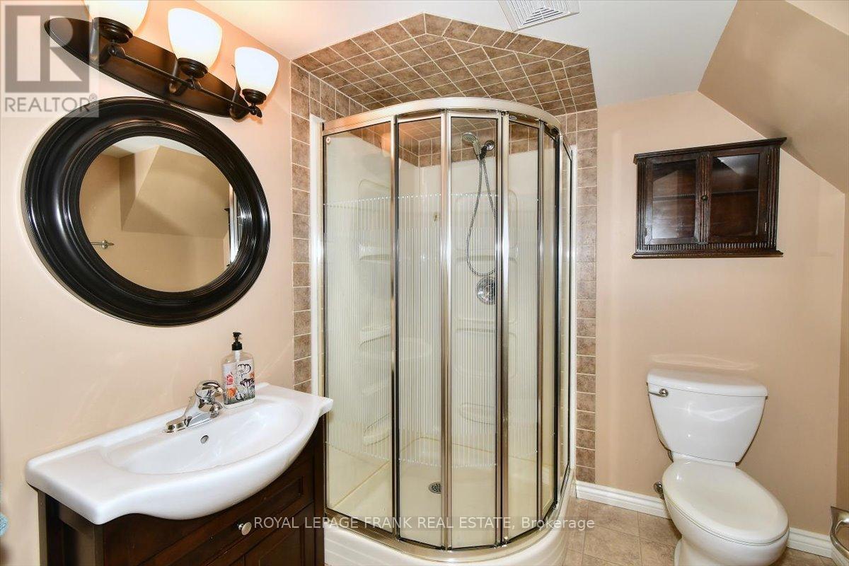 1369 Armstrong Drive, Peterborough, Ontario  K9J 6G4 - Photo 19 - X12799270