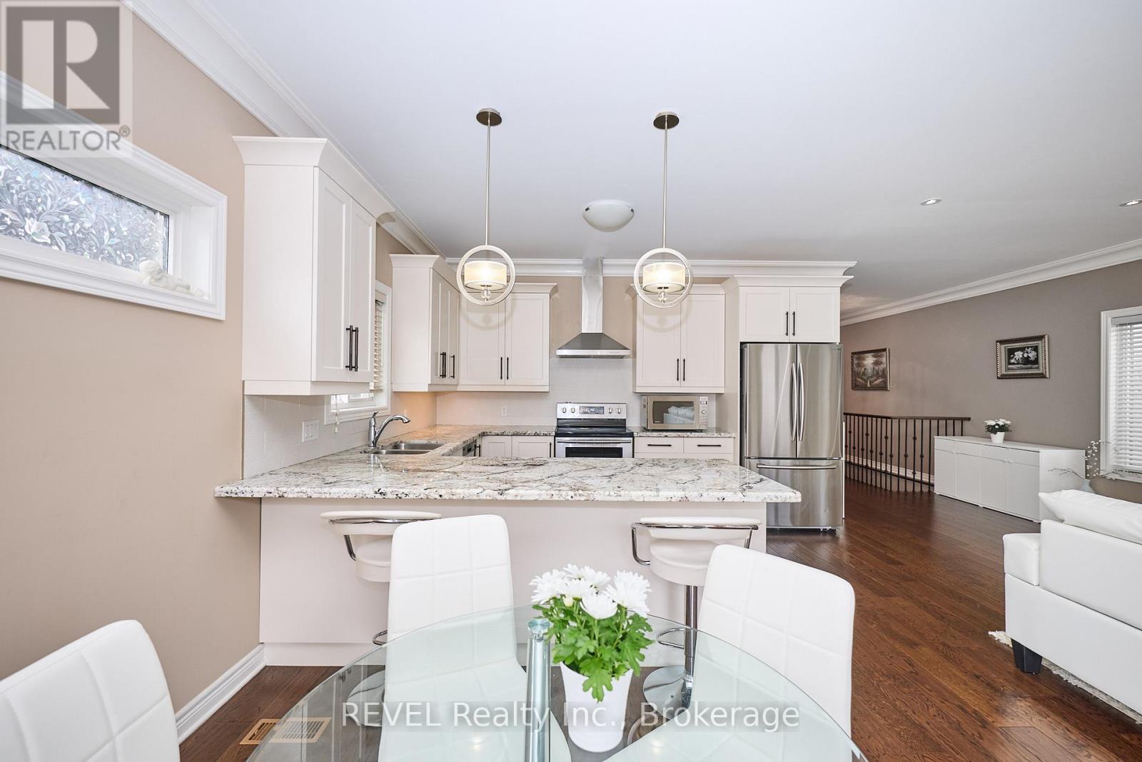 8446 Jennifer Crescent, Niagara Falls, Ontario  L2H 0J3 - Photo 7 - X12829368