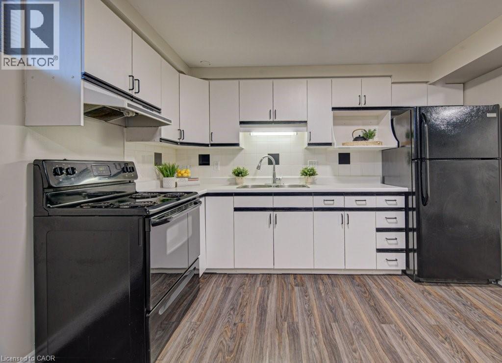 15 Santa Maria Drive Unit# Lower, Cambridge, Ontario  N1R 7Z5 - Photo 4 - 40808528