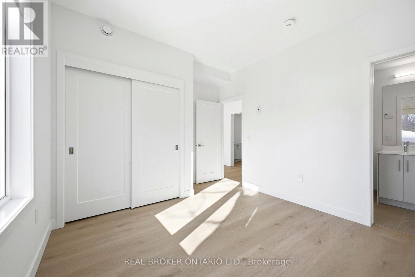 4 - 184 Woodroffe Avenue, Ottawa, Ontario  K2A 3T9 - Photo 12 - X12806170