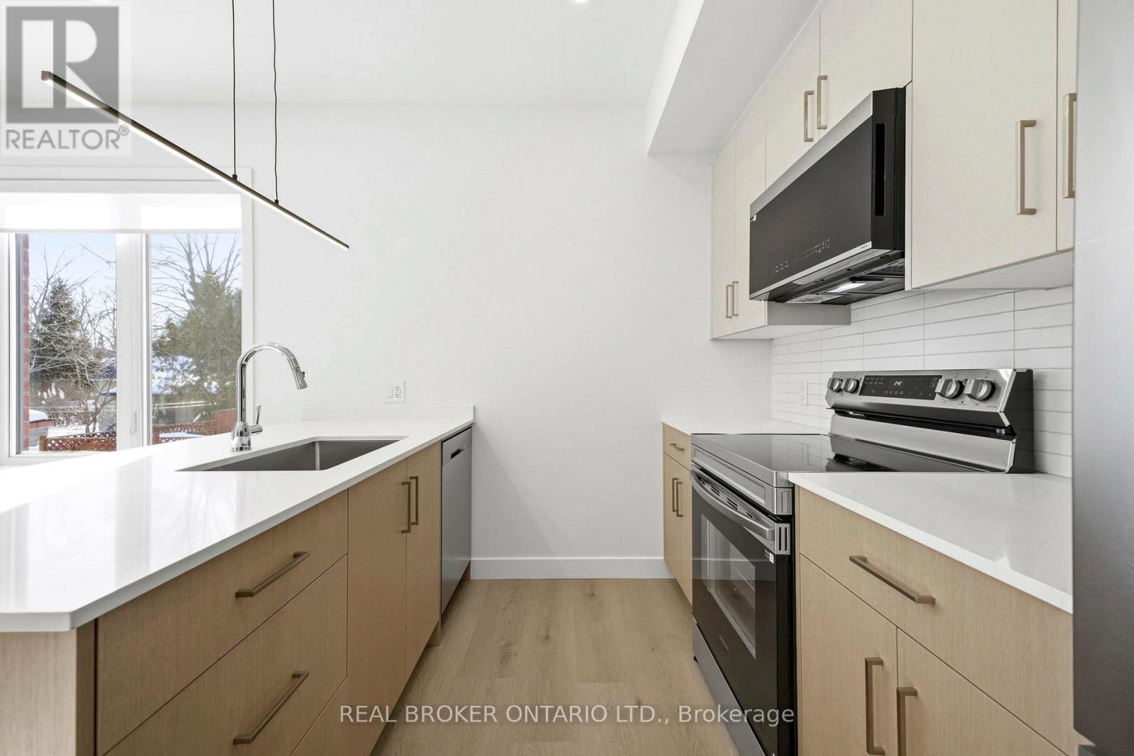 4 - 184 Woodroffe Avenue, Ottawa, Ontario  K2A 3T9 - Photo 9 - X12806170