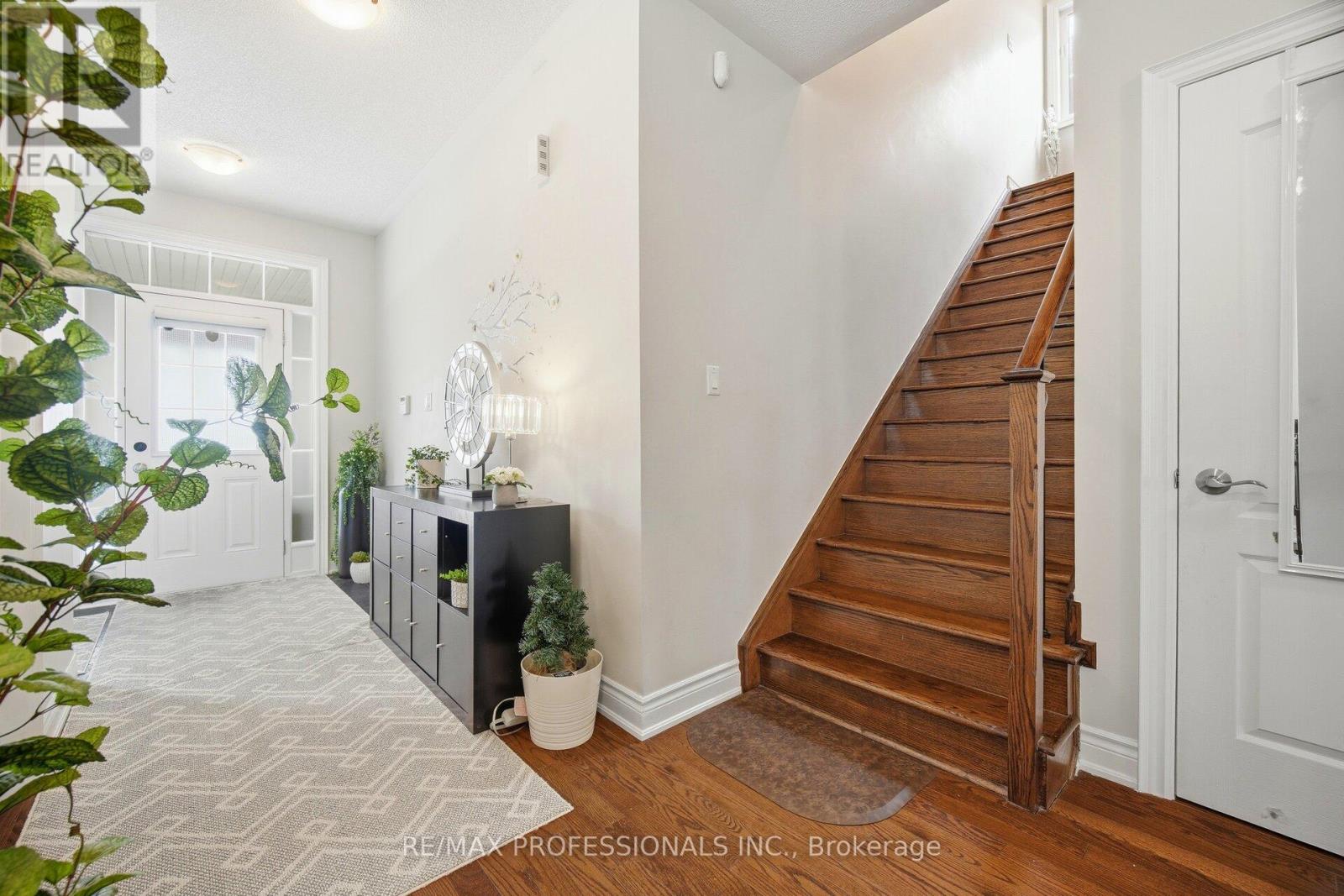 5 Mugford Crescent, Brampton, Ontario  L6Y 6A7 - Photo 25 - W12787414