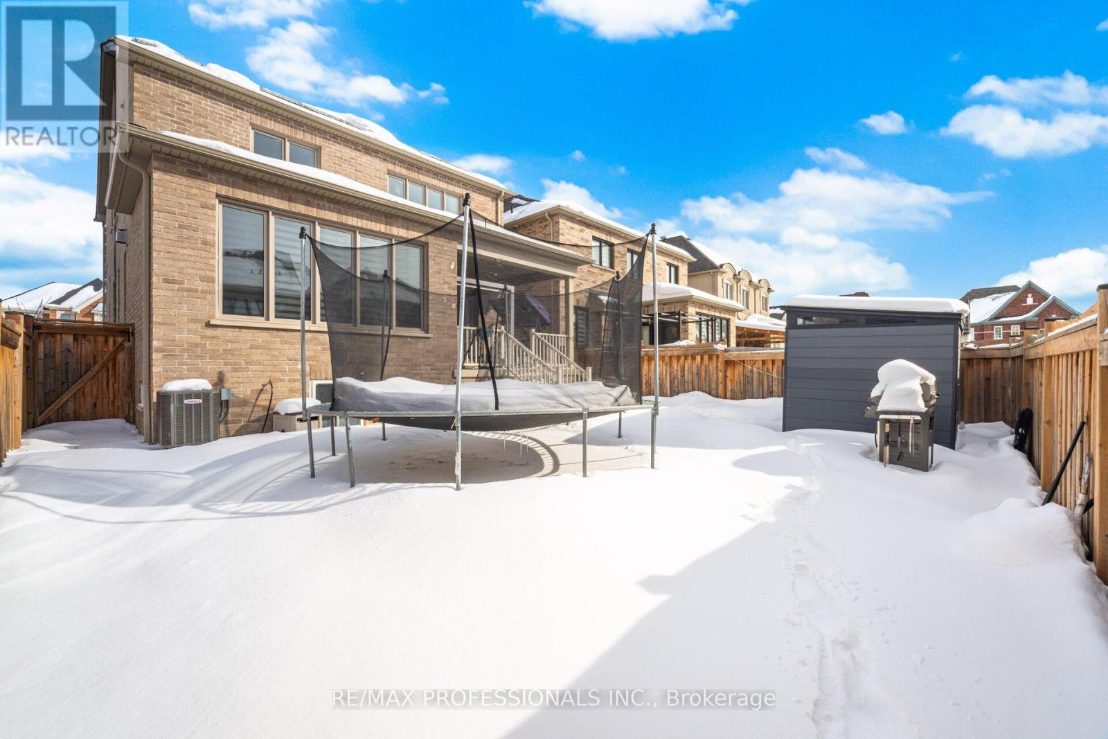 5 Mugford Crescent, Brampton, Ontario  L6Y 6A7 - Photo 49 - W12787414