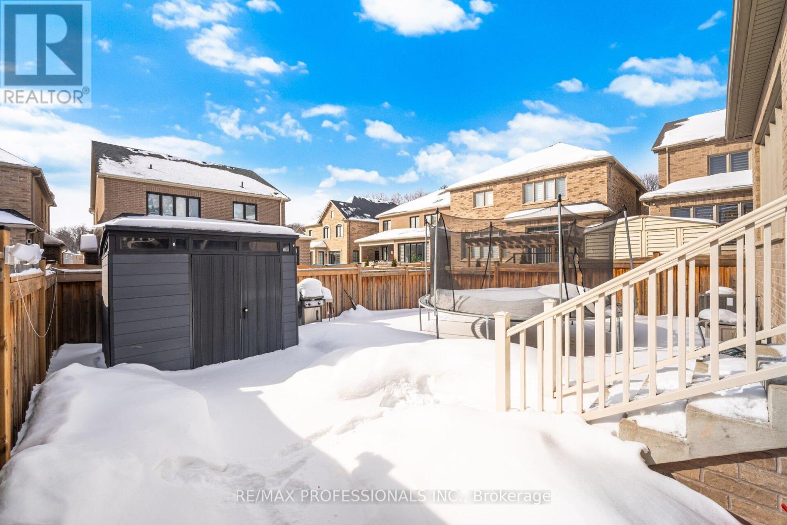 5 Mugford Crescent, Brampton, Ontario  L6Y 6A7 - Photo 48 - W12787414