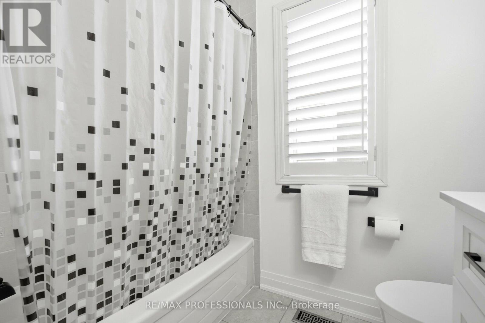 194 Fandango Drive, Brampton, Ontario  L6X 0L3 - Photo 35 - W12805984