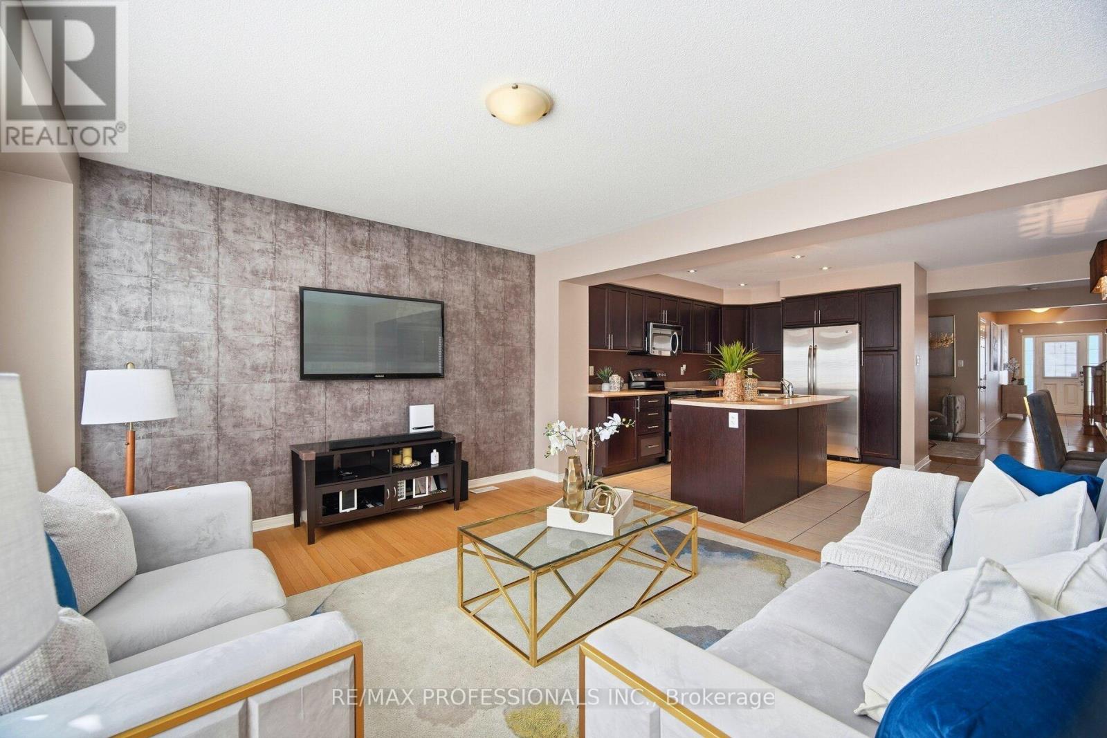 56 Lightcatcher Circle, Brampton, Ontario  L6P 3P5 - Photo 18 - W12827680