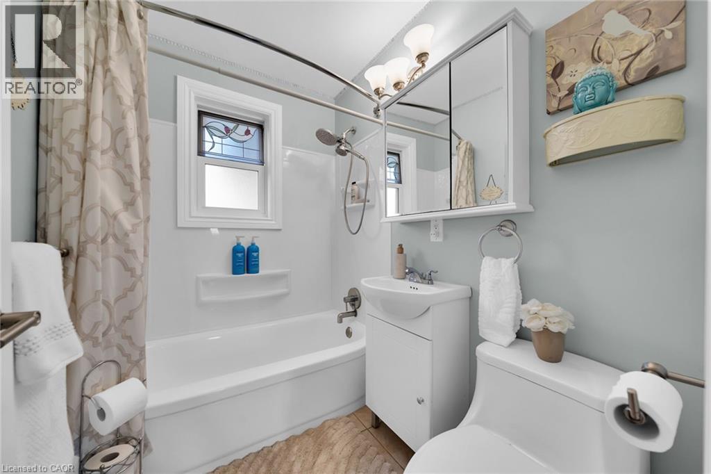 4165 William Street, Beamsville, Ontario  L3J 0K7 - Photo 23 - 40793480