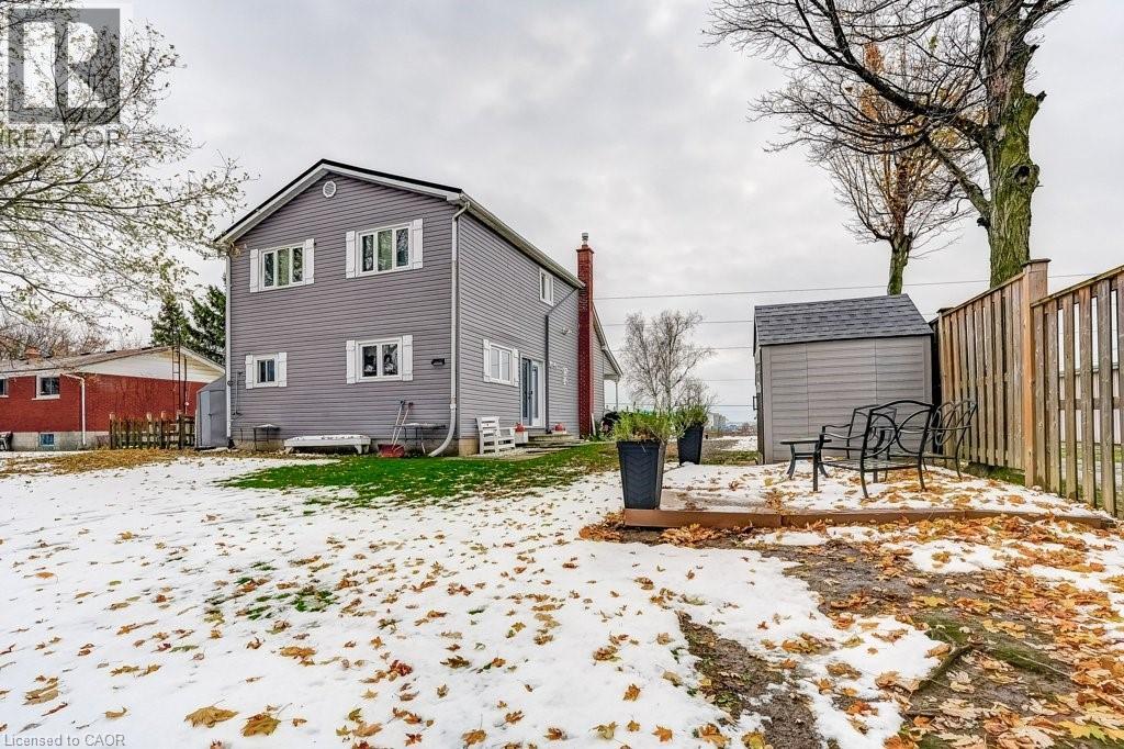 9188 Dickenson Road W, Mount Hope, Ontario  L0R 1W0 - Photo 32 - 40801491