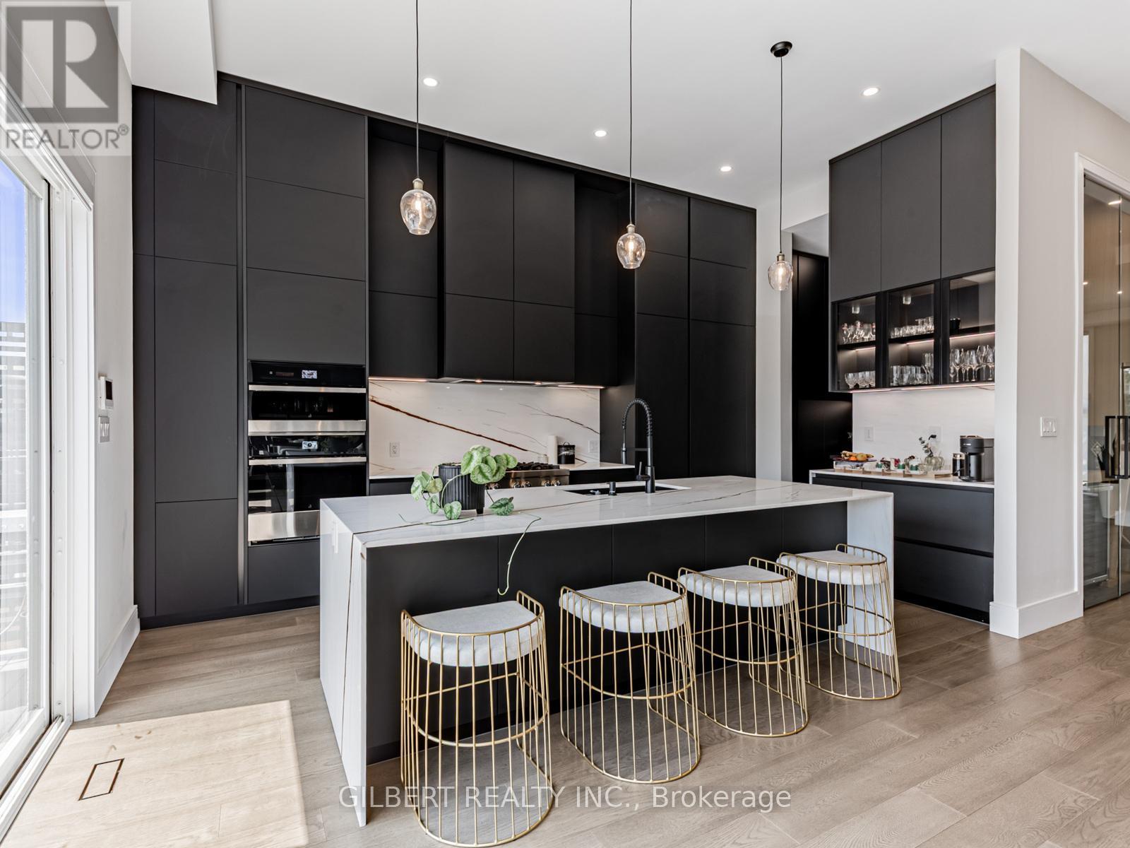 485 Ridelle Avenue, Toronto (Briar Hill-Belgravia), Ontario  M6B 1K6 - Photo 10 - W12843740