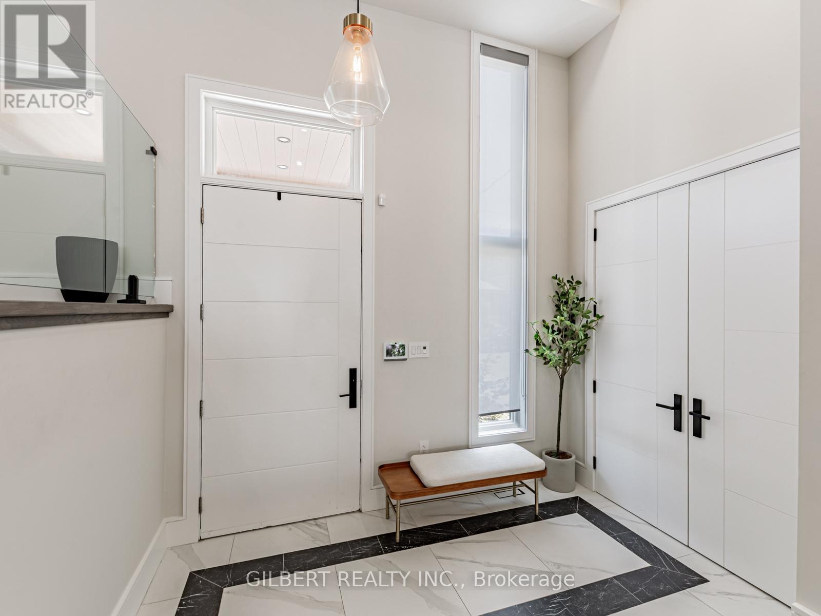 485 Ridelle Avenue, Toronto (Briar Hill-Belgravia), Ontario  M6B 1K6 - Photo 5 - W12843740