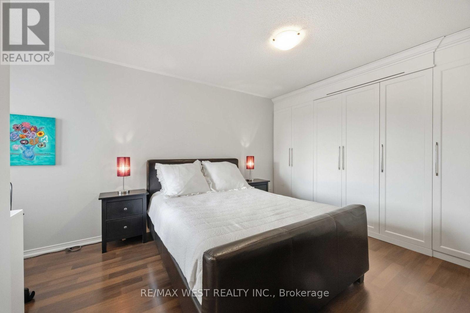 6 - 133 Isaac Devins Boulevard, Toronto, Ontario  M9M 0C4 - Photo 14 - W12843762