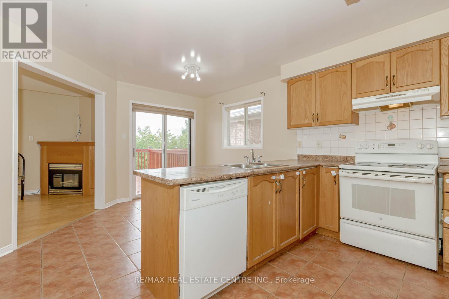 6 Porchlight Road, Brampton, Ontario  L6X 4S3 - Photo 20 - W12843776