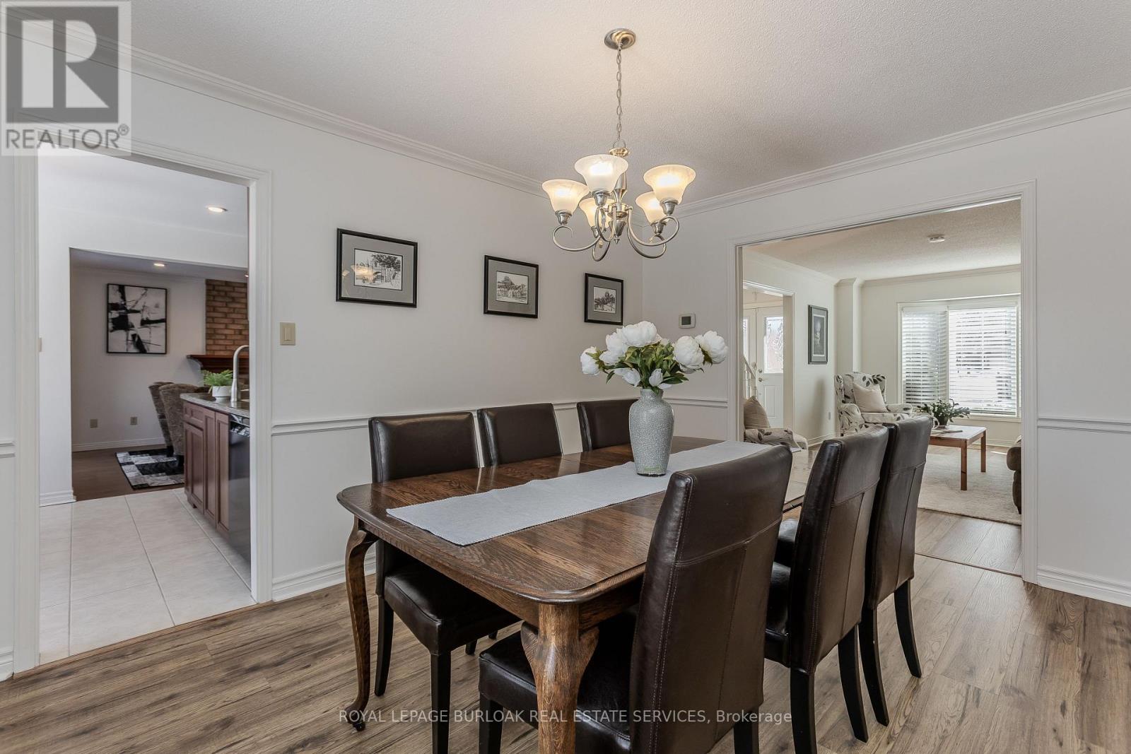 2117 Fallingbrook Court, Burlington (Headon), Ontario  L7M 2Y6 - Photo 13 - W12843822