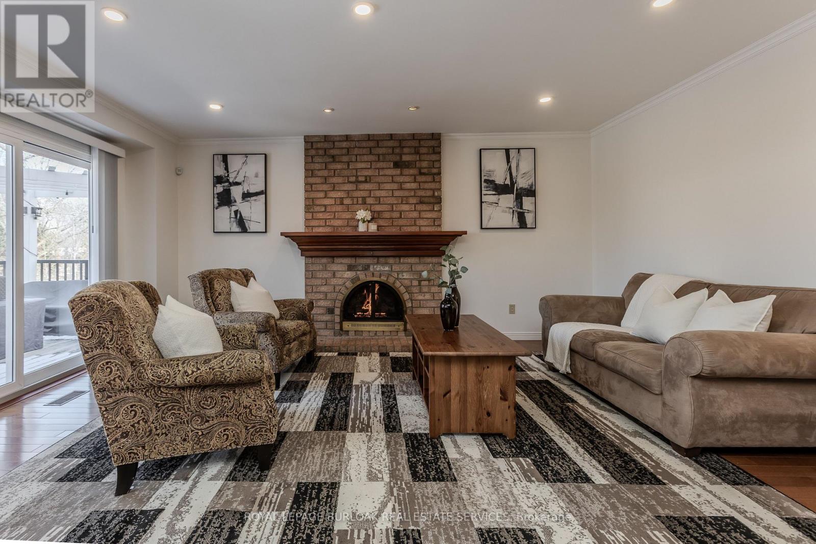 2117 Fallingbrook Court, Burlington (Headon), Ontario  L7M 2Y6 - Photo 17 - W12843822