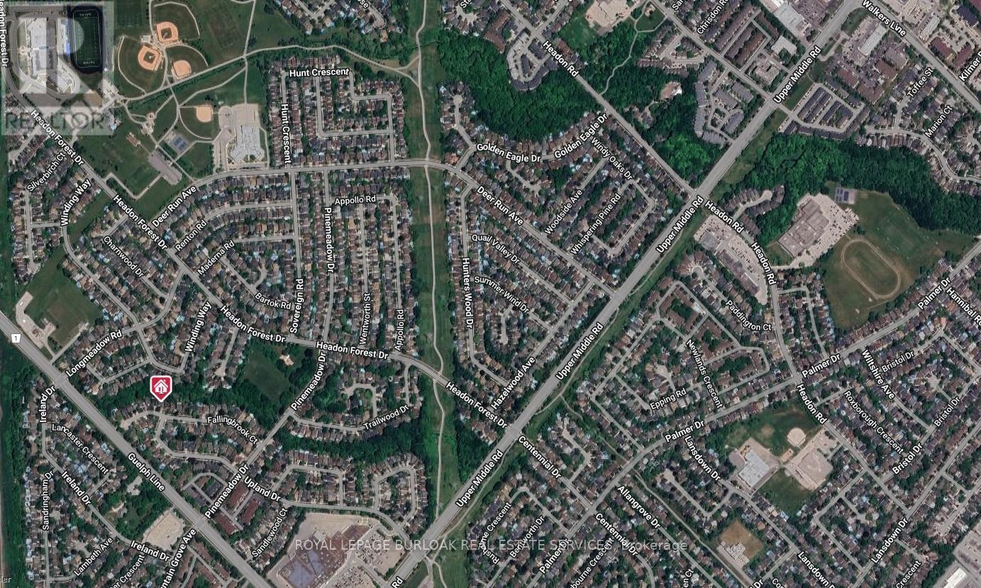 2117 Fallingbrook Court, Burlington (Headon), Ontario  L7M 2Y6 - Photo 2 - W12843822