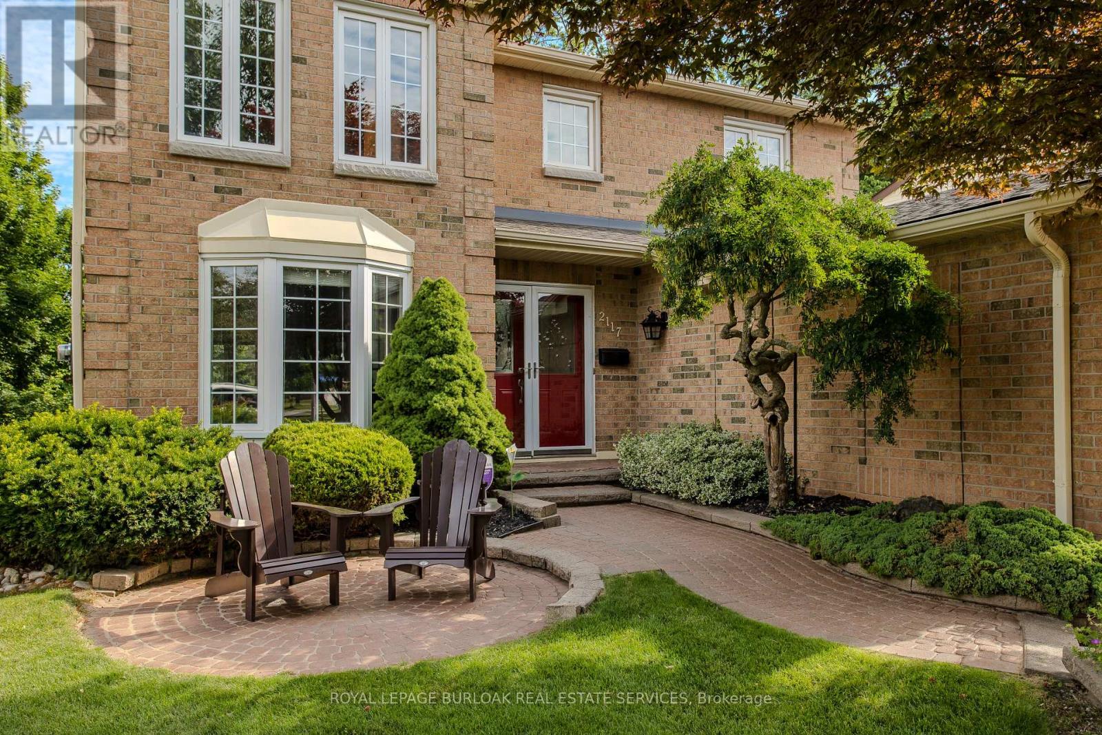 2117 Fallingbrook Court, Burlington (Headon), Ontario  L7M 2Y6 - Photo 35 - W12843822